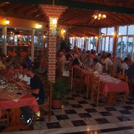 Anaxos Hotel Екстериор снимка