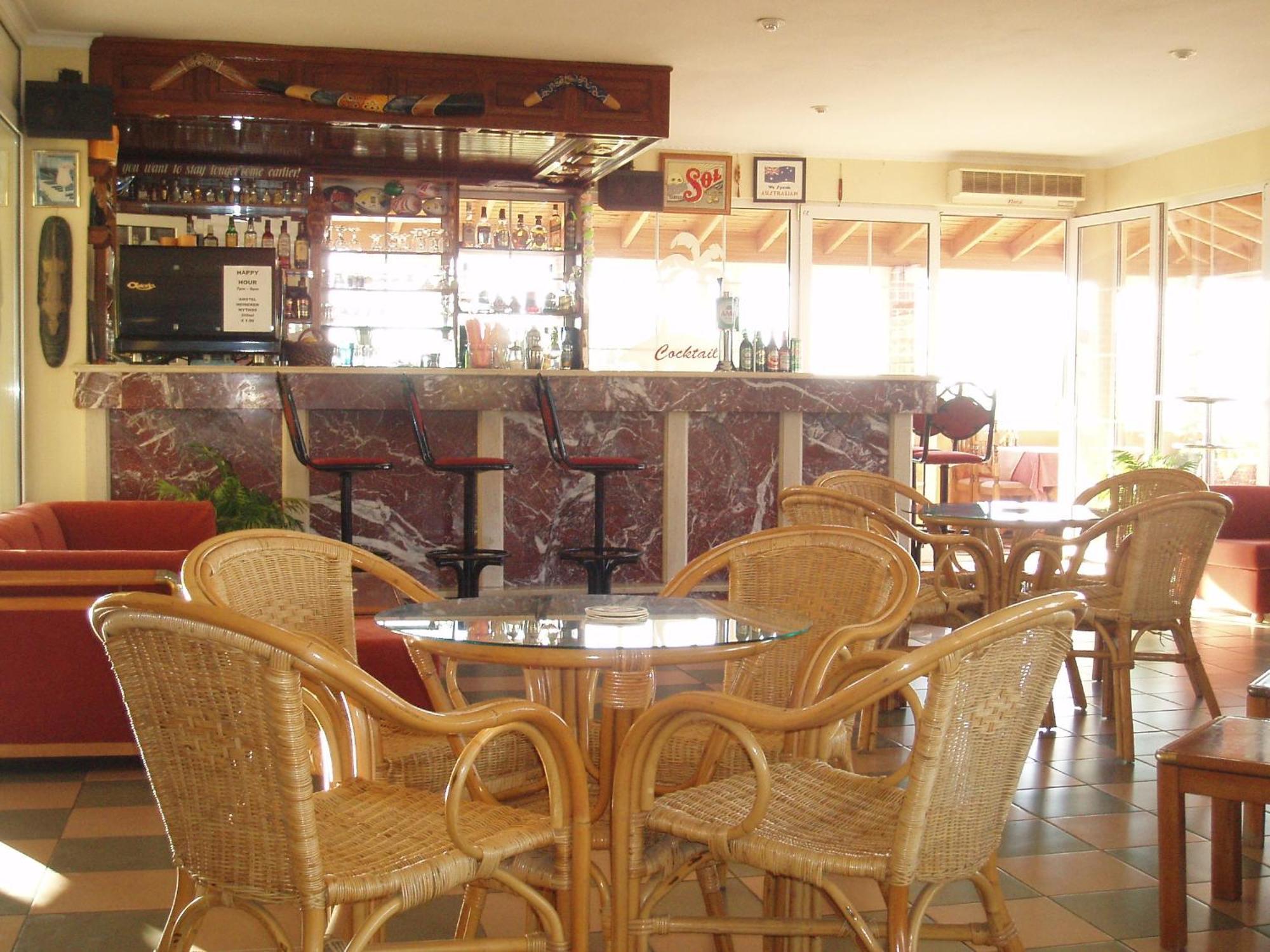 Anaxos Hotel Екстериор снимка